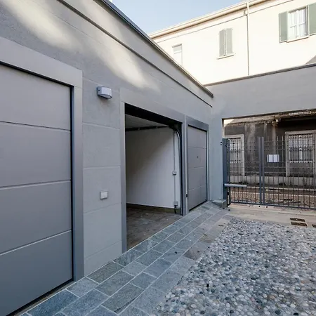 公寓 Borgovico Garden - The House Of Travelers