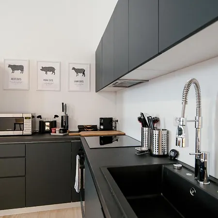 Borgovico Garden - The House Of Travelers 公寓