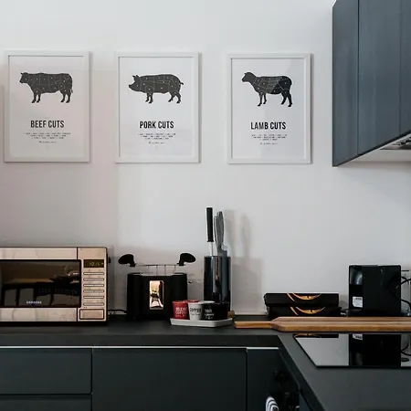 Borgovico Garden - The House Of Travelers דירה