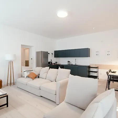 公寓 Borgovico Garden - The House Of Travelers *