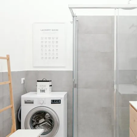 Borgovico Garden - The House Of Travelers *